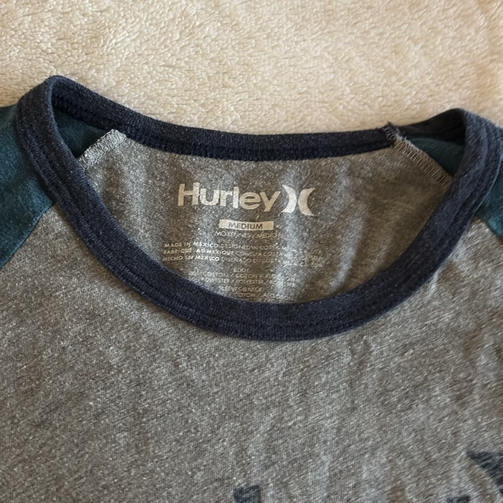 Mens Hurley Long Sleeve - Picture 2 of 3